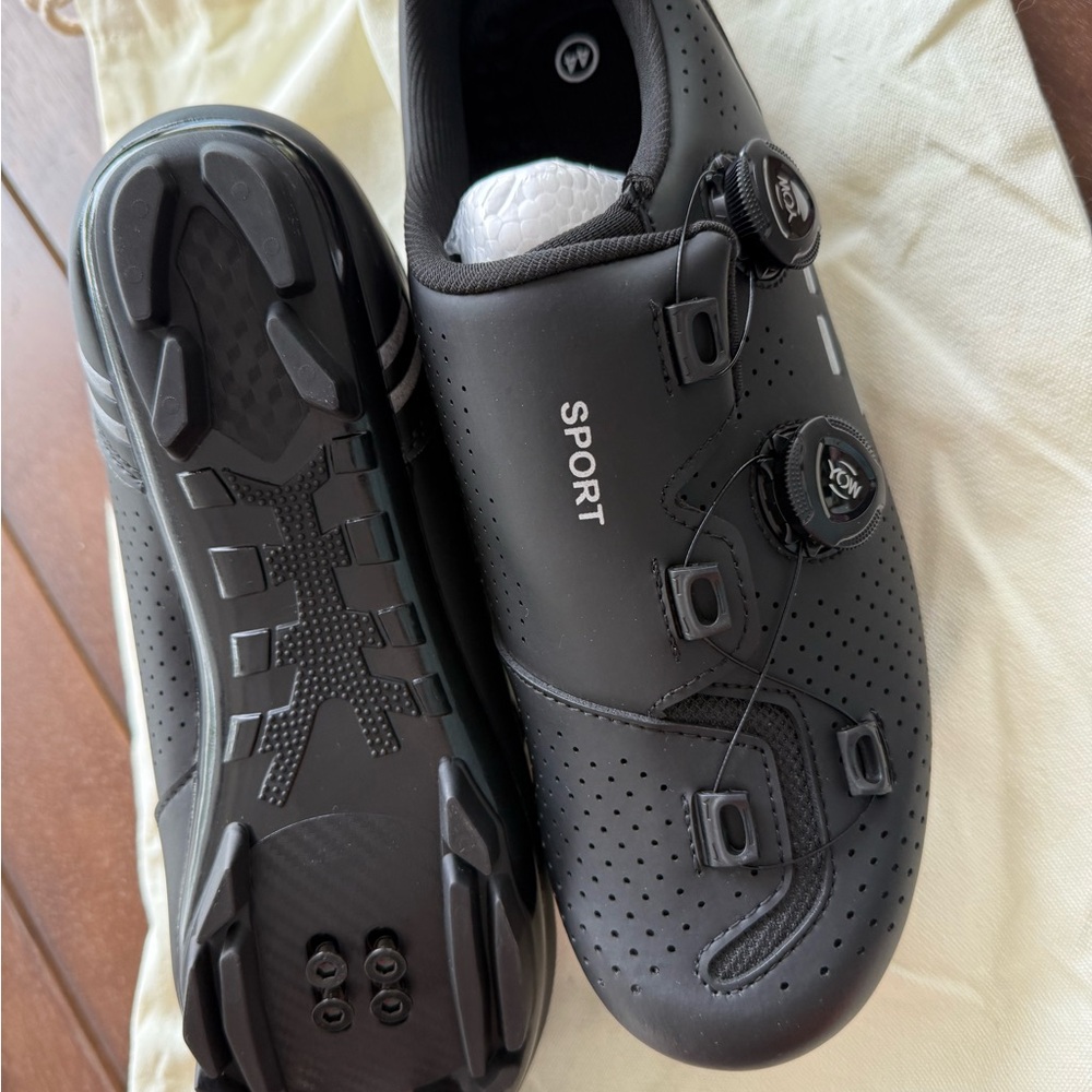 Black PACE  ‘SPORT' Cycling Shoes with Dial Closure NWT